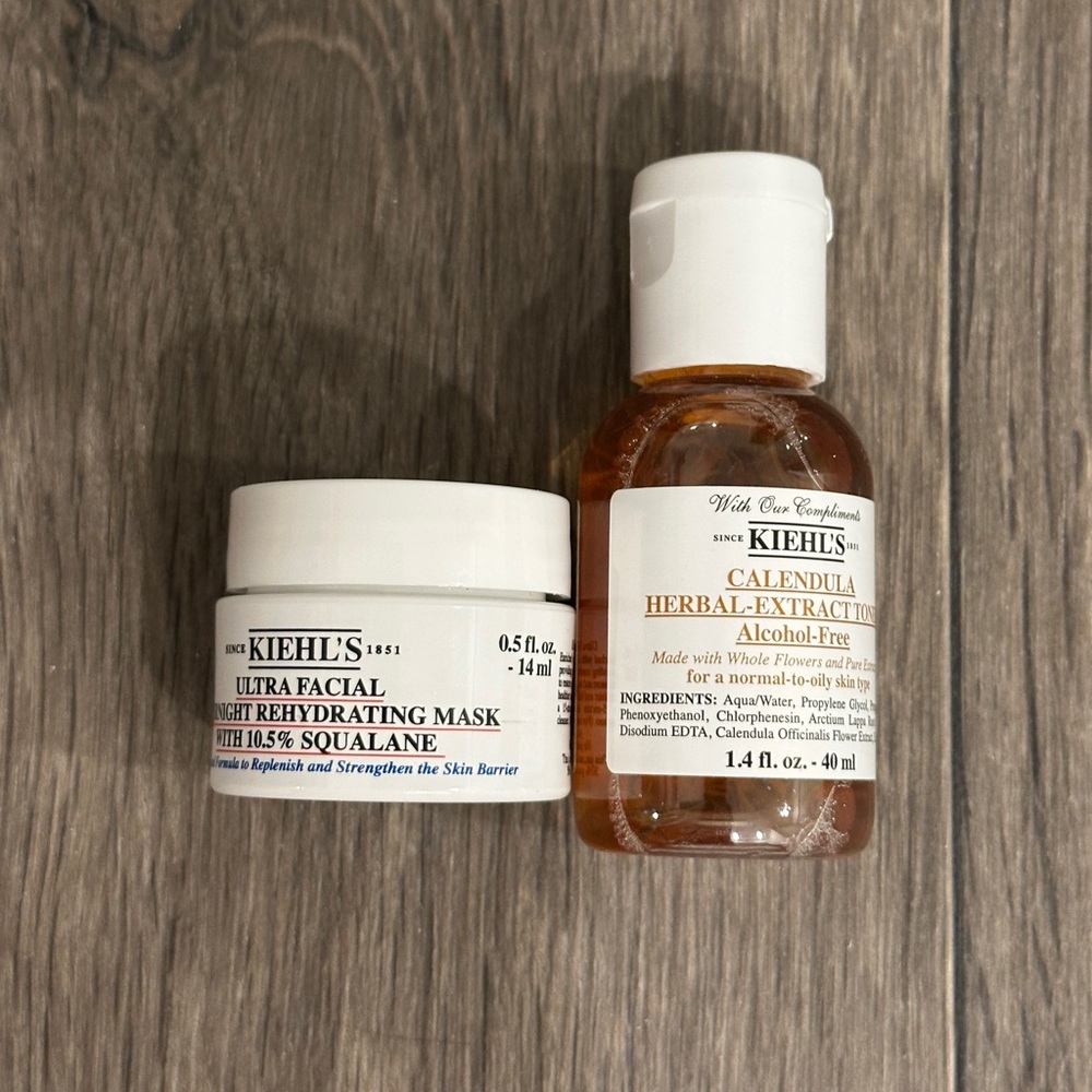 Kiehl's Ultra Facial Overnight Mask and Calendula Toner Set